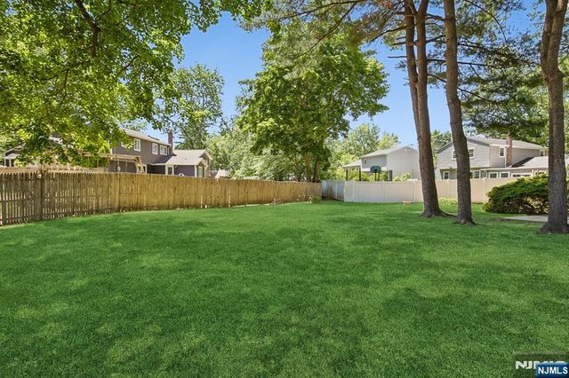 24 Cherry Hill Road, Livingston, NJ 07039