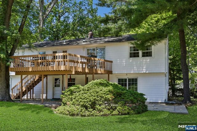 24 Cherry Hill Road, Livingston, NJ 07039