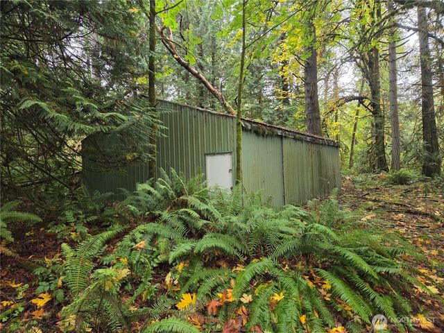 8721 Salty Drive NW, Olympia, WA 98502