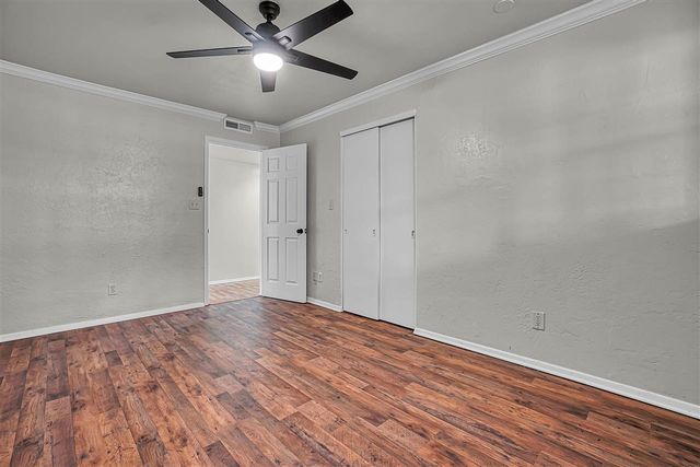 505 E Kansas Ave, Walters, OK 73572