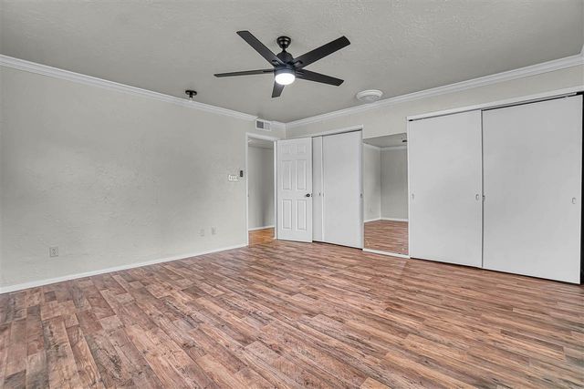 505 E Kansas Ave, Walters, OK 73572