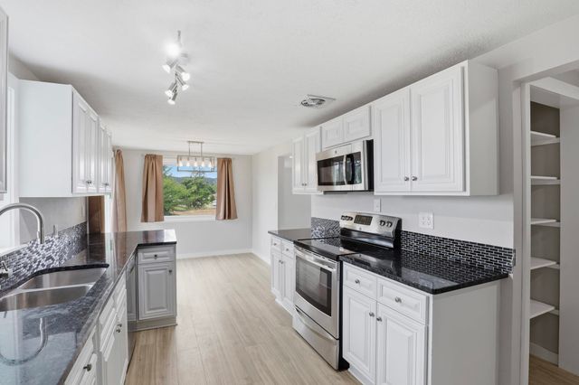 2723 N COLEMAN Rd, Spokane Valley, WA 99212