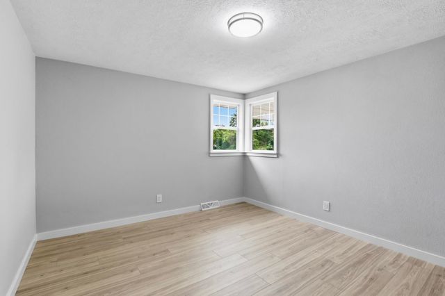 2723 N COLEMAN Rd, Spokane Valley, WA 99212