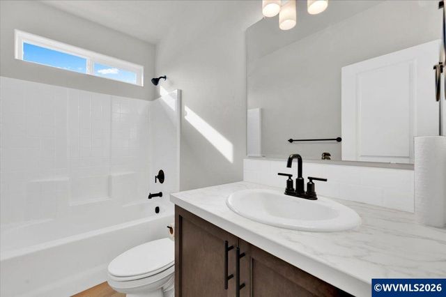 3218 S 13th St, Lebanon, OR 97355