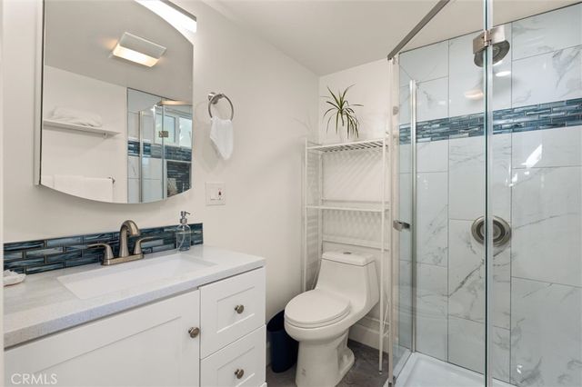 3903 W 59th Place, Los Angeles, CA 90043