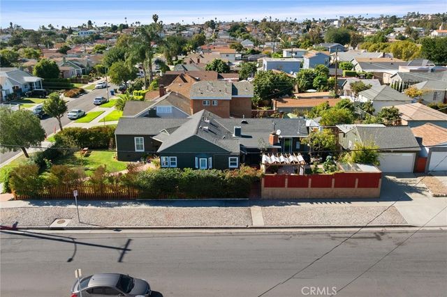 3903 W 59th Place, Los Angeles, CA 90043