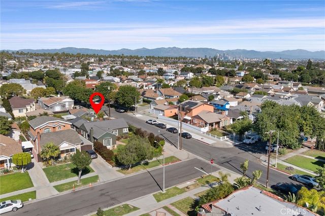 3903 W 59th Place, Los Angeles, CA 90043