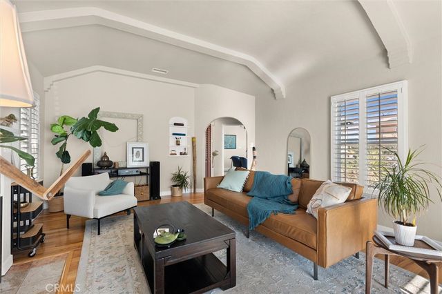 3903 W 59th Place, Los Angeles, CA 90043