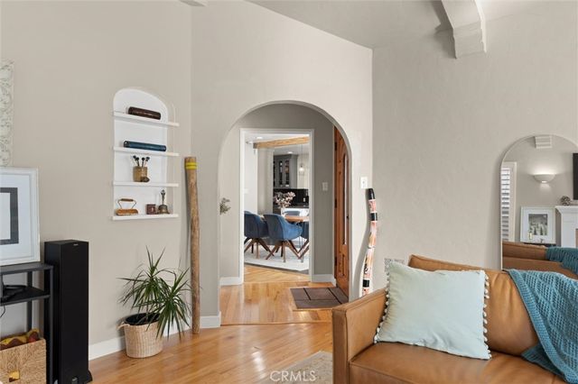 3903 W 59th Place, Los Angeles, CA 90043