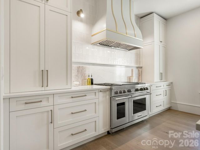 3240 Sunset Drive, Charlotte, NC 28209