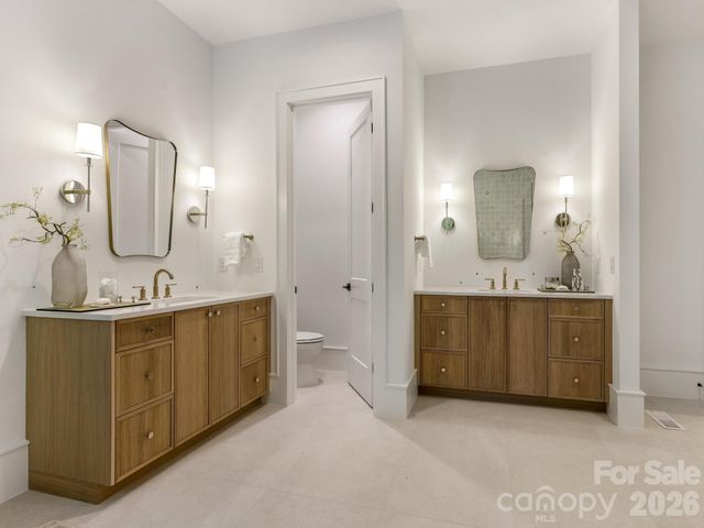 3240 Sunset Drive, Charlotte, NC 28209