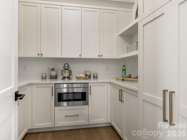 3240 Sunset Drive, Charlotte, NC 28209
