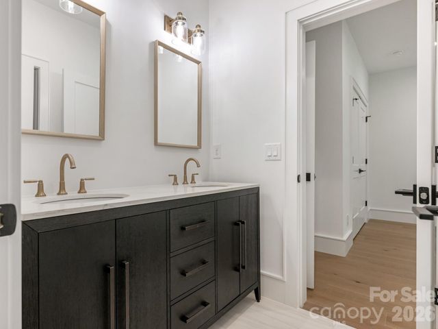 3240 Sunset Drive, Charlotte, NC 28209