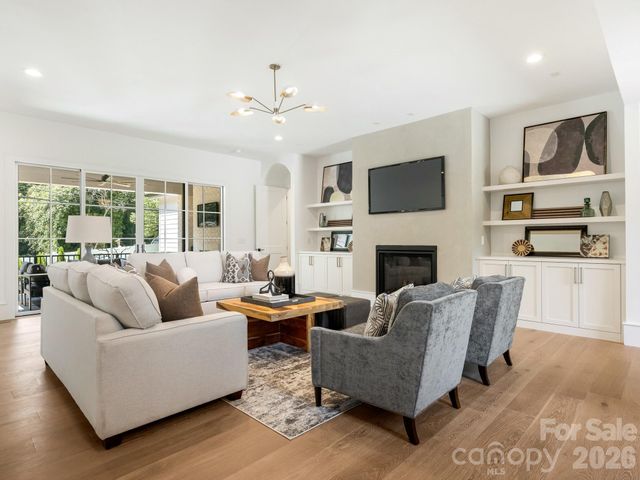 3240 Sunset Drive, Charlotte, NC 28209