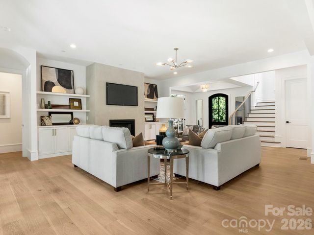 3240 Sunset Drive, Charlotte, NC 28209