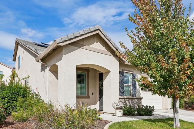 2823 Broken Bit Ln, Rocklin, CA 95765