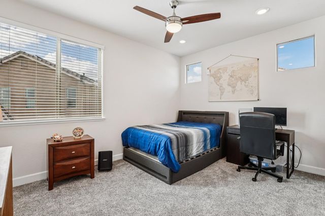 2823 Broken Bit Ln, Rocklin, CA 95765