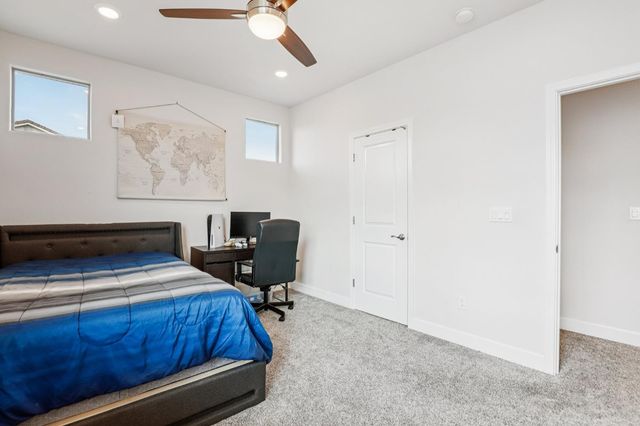 2823 Broken Bit Ln, Rocklin, CA 95765