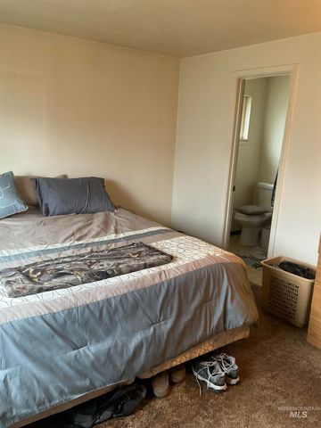 1166 Starfire St, Twin Falls, ID 83301