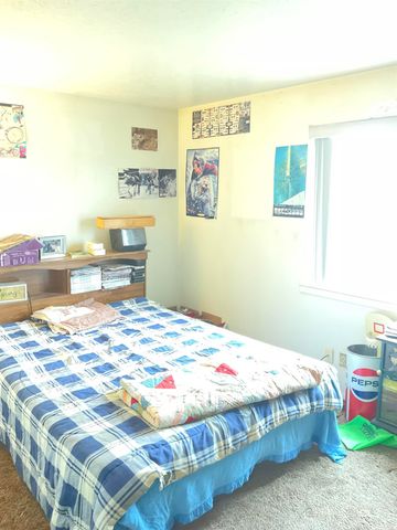 1166 Starfire St, Twin Falls, ID 83301