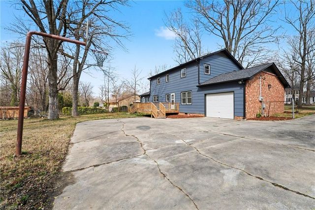 204 N Gurney Street, Burlington, NC 27215