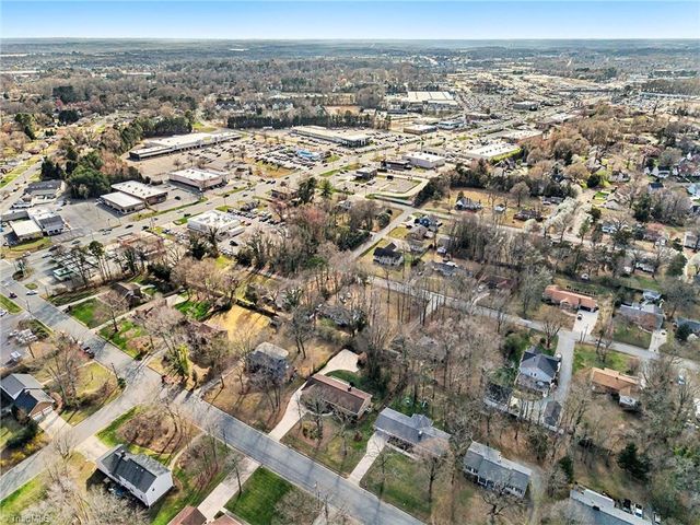 204 N Gurney Street, Burlington, NC 27215