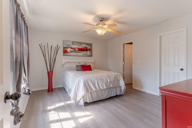 6281 Bryanna Court, Newburgh, IN 47630