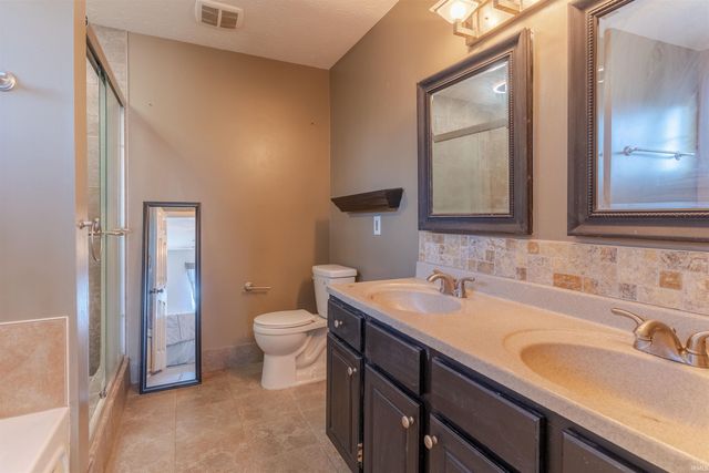 6281 Bryanna Court, Newburgh, IN 47630