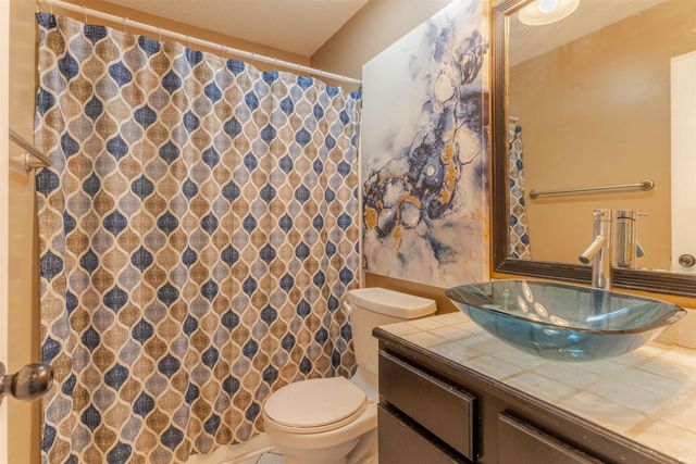 6281 Bryanna Court, Newburgh, IN 47630