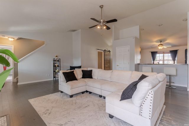 6281 Bryanna Court, Newburgh, IN 47630