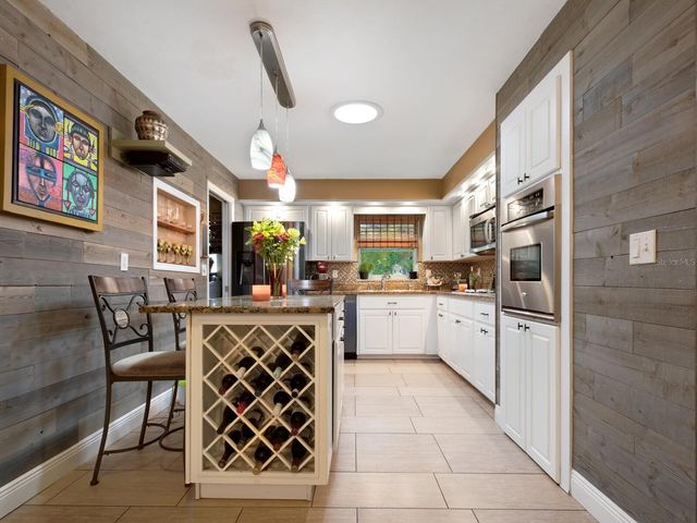 1737 BAY STREET, Sarasota, FL 34236