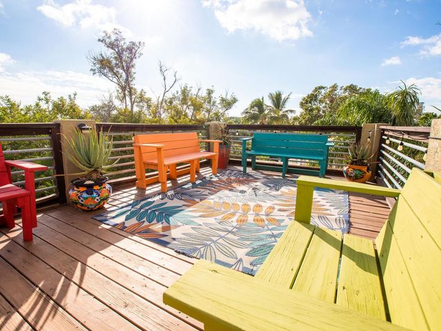 1737 BAY STREET, Sarasota, FL 34236