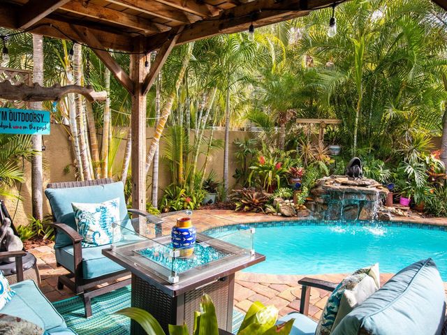 1737 BAY STREET, Sarasota, FL 34236