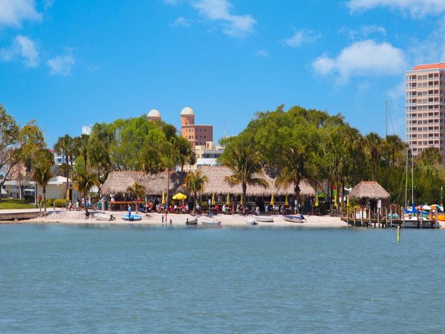 1737 BAY STREET, Sarasota, FL 34236