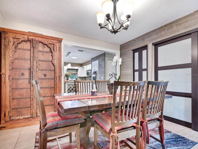 1737 BAY STREET, Sarasota, FL 34236