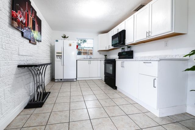 1332 MAYBURY DRIVE, Holiday, FL 34691