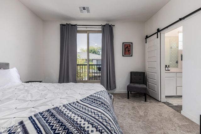 2736 S CAVALIER Drive 101, Gilbert, AZ 85295