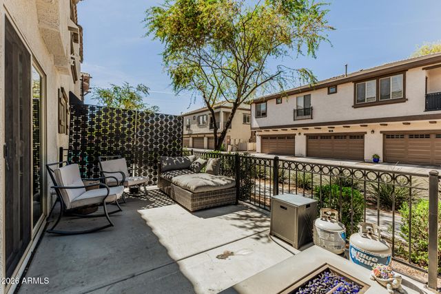 2736 S CAVALIER Drive 101, Gilbert, AZ 85295