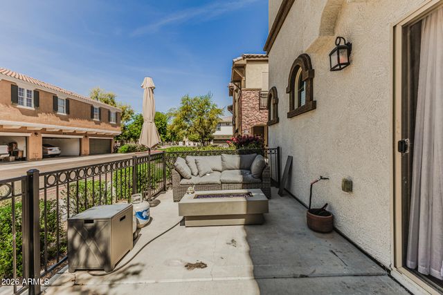 2736 S CAVALIER Drive 101, Gilbert, AZ 85295