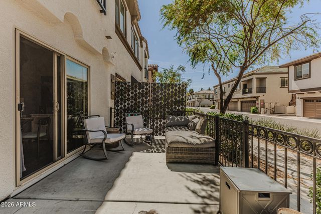 2736 S CAVALIER Drive 101, Gilbert, AZ 85295