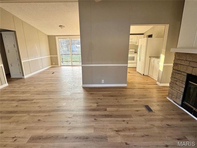 45 Shelter Drive, Troy, MO 63379