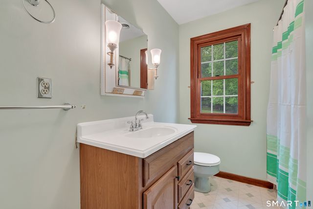 38 Roberts Road, Groton, CT 06340