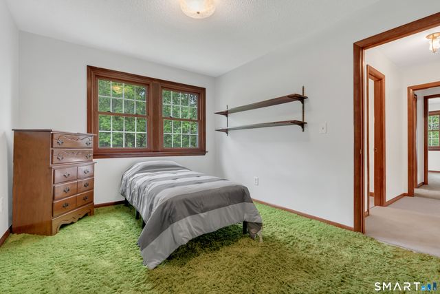 38 Roberts Road, Groton, CT 06340