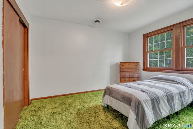 38 Roberts Road, Groton, CT 06340