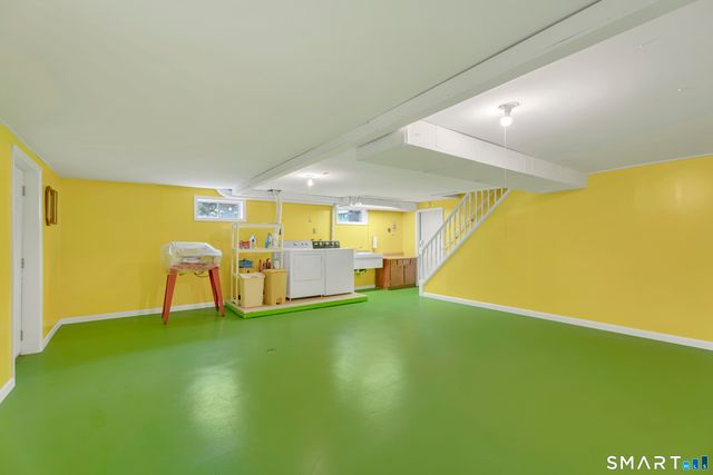 38 Roberts Road, Groton, CT 06340