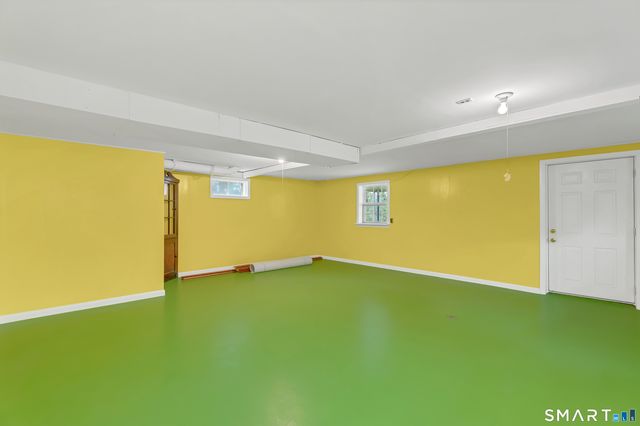 38 Roberts Road, Groton, CT 06340