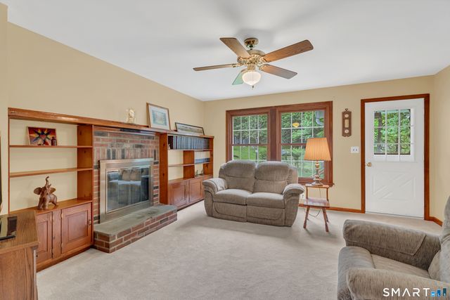 38 Roberts Road, Groton, CT 06340