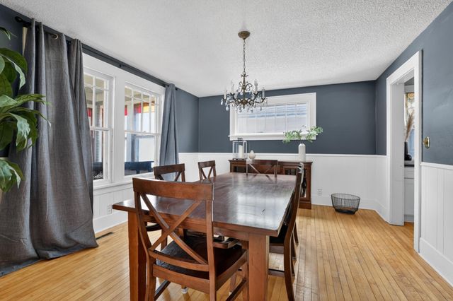 20 11th Avenue NW, Rochester, MN 55901