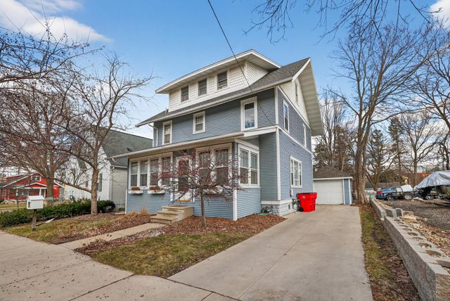 20 11th Avenue NW, Rochester, MN 55901