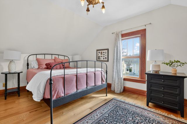 20 11th Avenue NW, Rochester, MN 55901